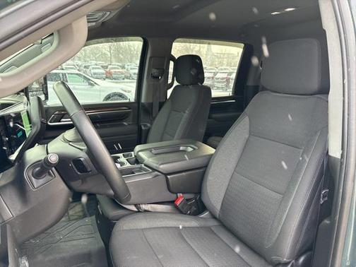 2025 Chevrolet Silverado 3500 LT