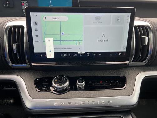 2025 Ford Expedition Tremor