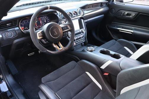 2022 Ford Shelby GT500 Base