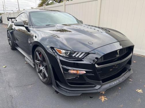 2022 Ford Shelby GT500 Base