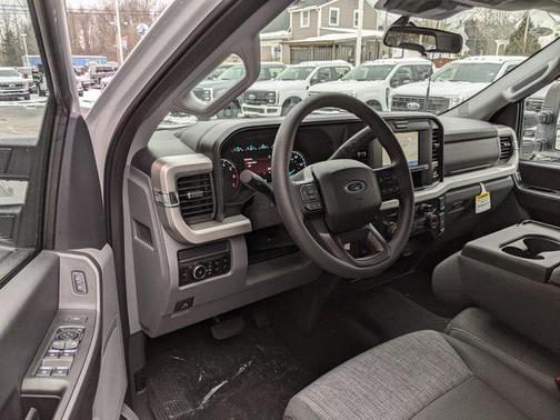 2025 Ford F-250 XLT