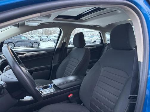 2020 Ford Fusion Hybrid SE