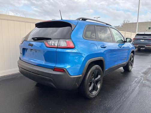 Hydro Blue Pearlcoat 2023 Jeep Cherokee Altitude