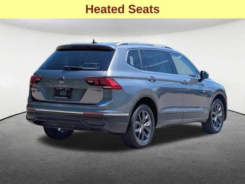 Platinum Gray Metallic 2022 Volkswagen Tiguan 2.0T SE 4MOTION
