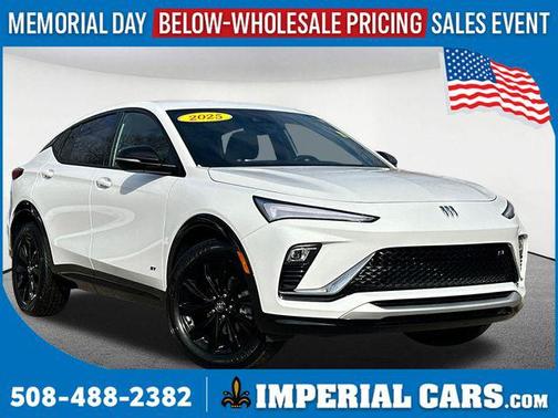 Summit White 2025 Buick Envista Sport Touring FWD