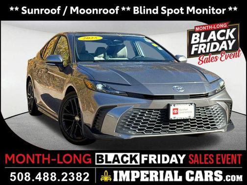 2025 Toyota Camry SE