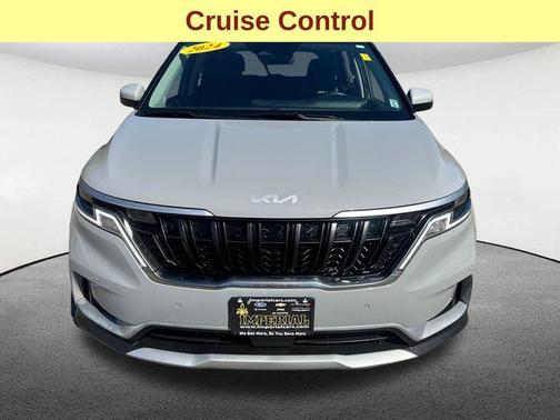 2024 Kia Carnival EX