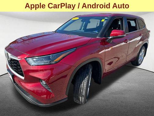 2022 Toyota Highlander LE