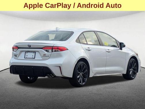 2024 Toyota Corolla Hybrid SE