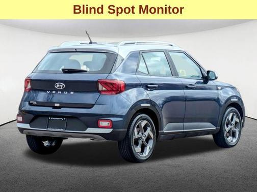 2024 Hyundai VENUE Limited