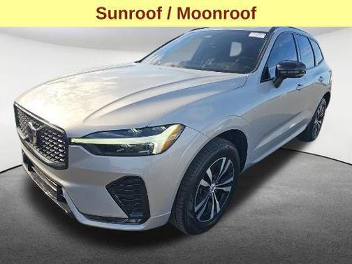 2024 Volvo XC60 B5 Core Dark Theme