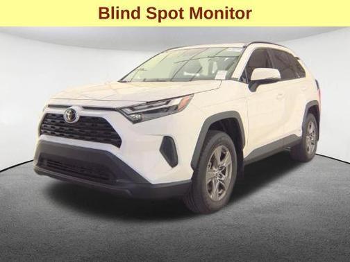 Ice Cap 2025 Toyota RAV4 Hybrid LE
