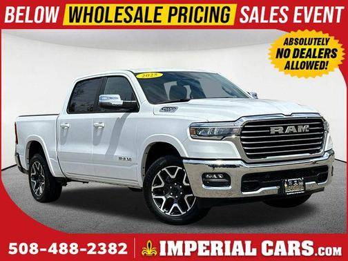Bright White Clearcoat 2025 RAM 1500 Laramie
