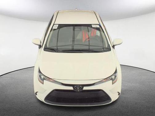 Ice Cap 2025 Toyota Corolla LE