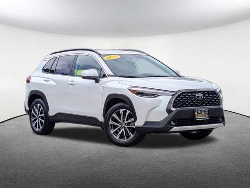 2024 Toyota Corolla Cross XLE