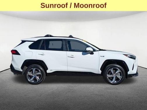 Ice Cap 2023 Toyota RAV4 Prime SE