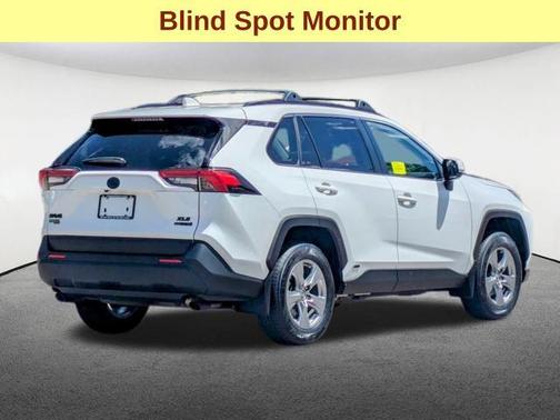 2023 Toyota RAV4 Hybrid XLE
