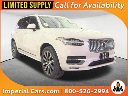 Crystal White Pearl 2025 Volvo XC90 B6 Plus 7-Seater