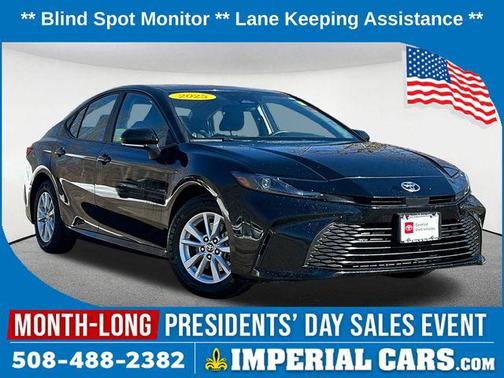 2025 Toyota Camry LE