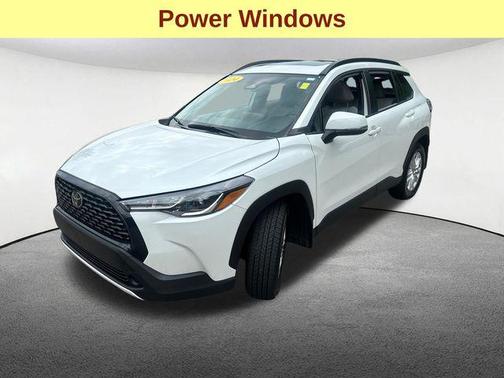 Wind Chill Pearl 2024 Toyota Corolla Cross LE