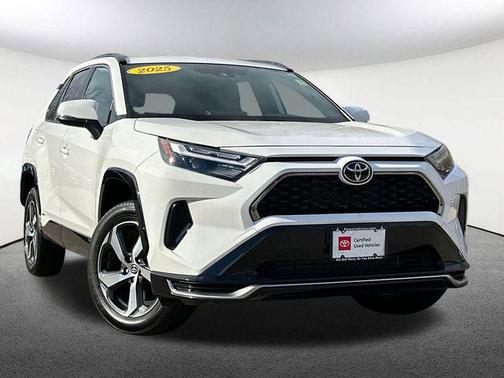 2025 Toyota RAV4 Hybrid SE