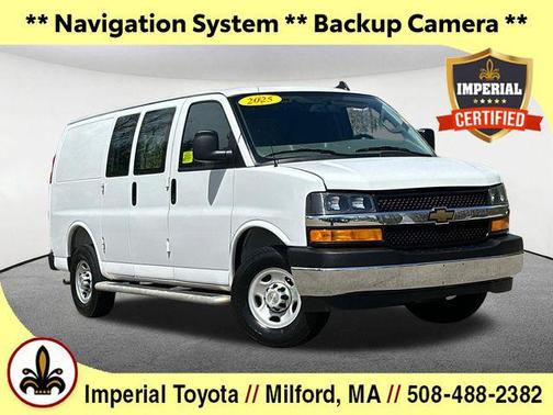 Summit White 2025 Chevrolet Express 2500 Work Van