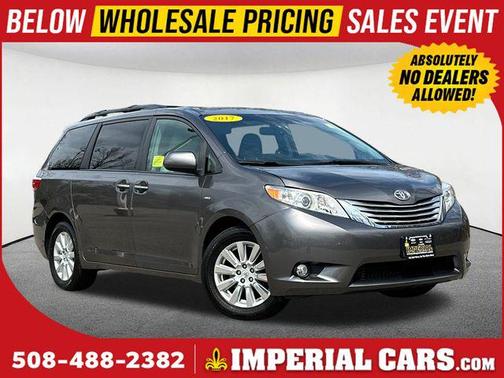 Predawn Gray Mica 2017 Toyota Sienna XLE Premium