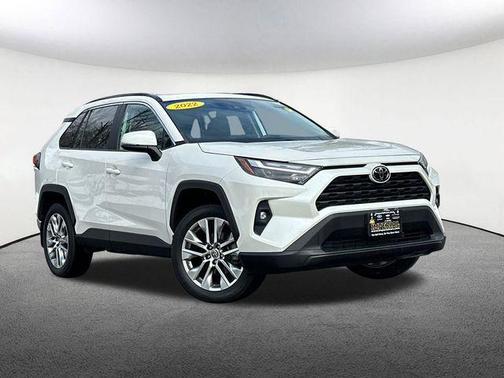 2022 Toyota RAV4 XLE Premium