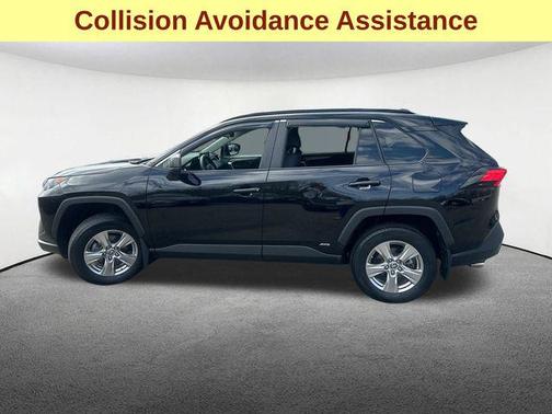 2022 Toyota RAV4 Hybrid LE