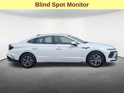 Serenity White 2026 Hyundai SONATA Hybrid Base