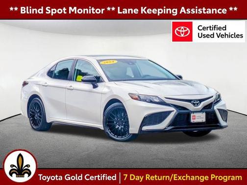2024 Toyota Camry SE
