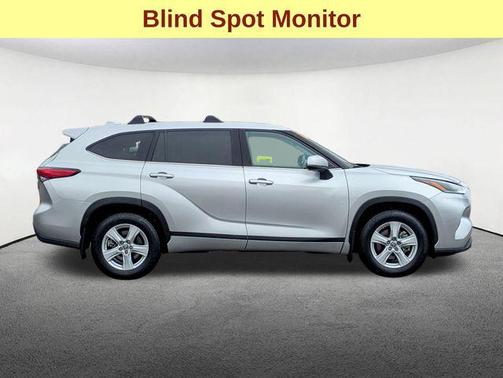 2021 Toyota Highlander LE