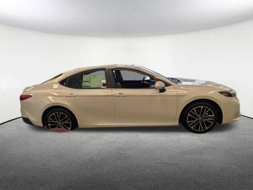 2026 Toyota Crown Platinum