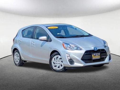 Classic Silver Metallic 2016 Toyota Prius c Two