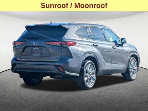2022 Toyota Highlander Limited
