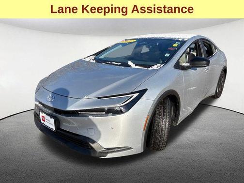 2025 Toyota Prius LE