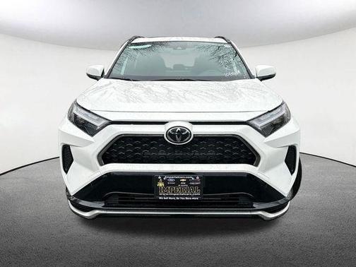 2025 Toyota RAV4 Hybrid SE