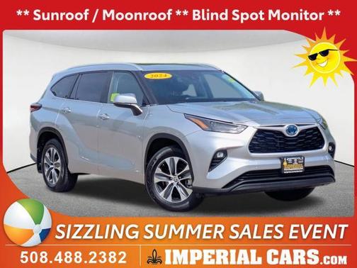 Celestial Silver Metallic 2024 Toyota Highlander Hybrid XLE