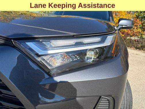 2023 Toyota RAV4 Hybrid LE