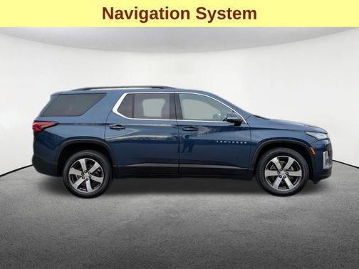 2022 Chevrolet Traverse LT Leather