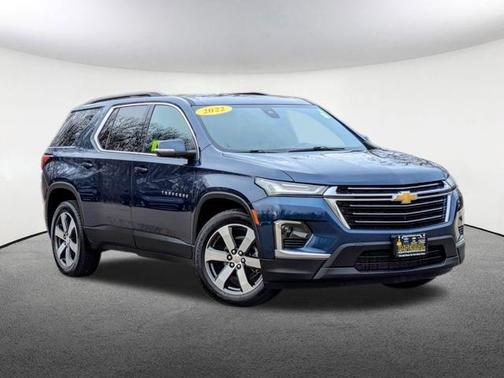 2022 Chevrolet Traverse LT Leather