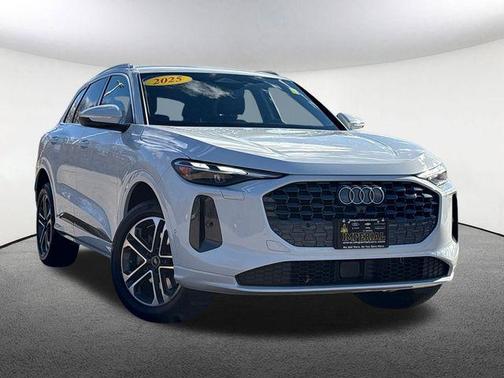 2025 Audi Q5 2.0T Premium