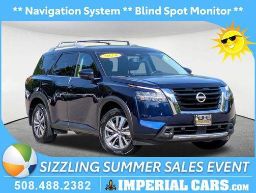 2024 Nissan Pathfinder SL 4WD