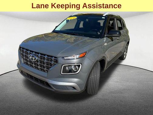 2024 Hyundai VENUE Limited