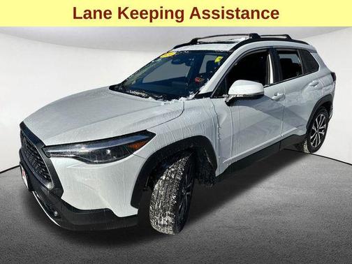 2024 Toyota Corolla Cross XLE