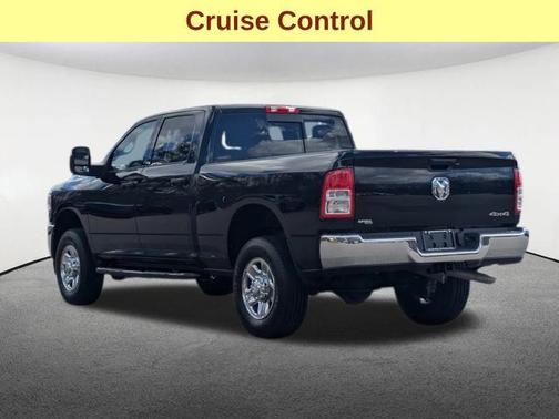 2024 RAM 2500 Tradesman Crew Cab 4x4 6'4' Box