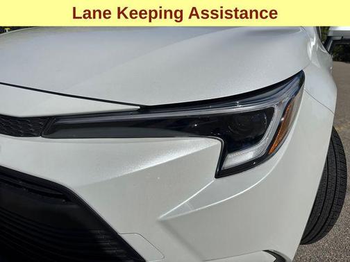 2025 Toyota Corolla Hybrid LE