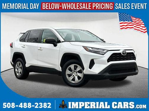 Ice 2023 Toyota RAV4 LE