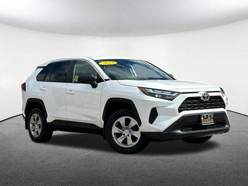2023 Toyota RAV4 LE