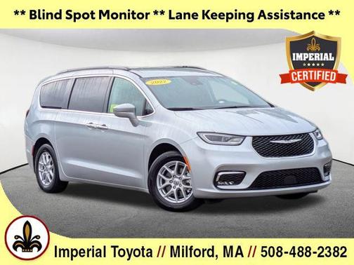 2022 Chrysler Pacifica Touring L